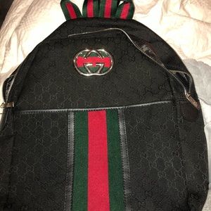 BLACK GUCCI BAG (never used)
